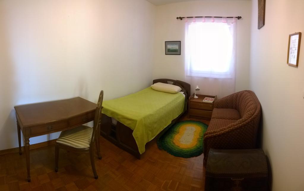 Apartments Free Parking Big Garden Peroj Ruang foto
